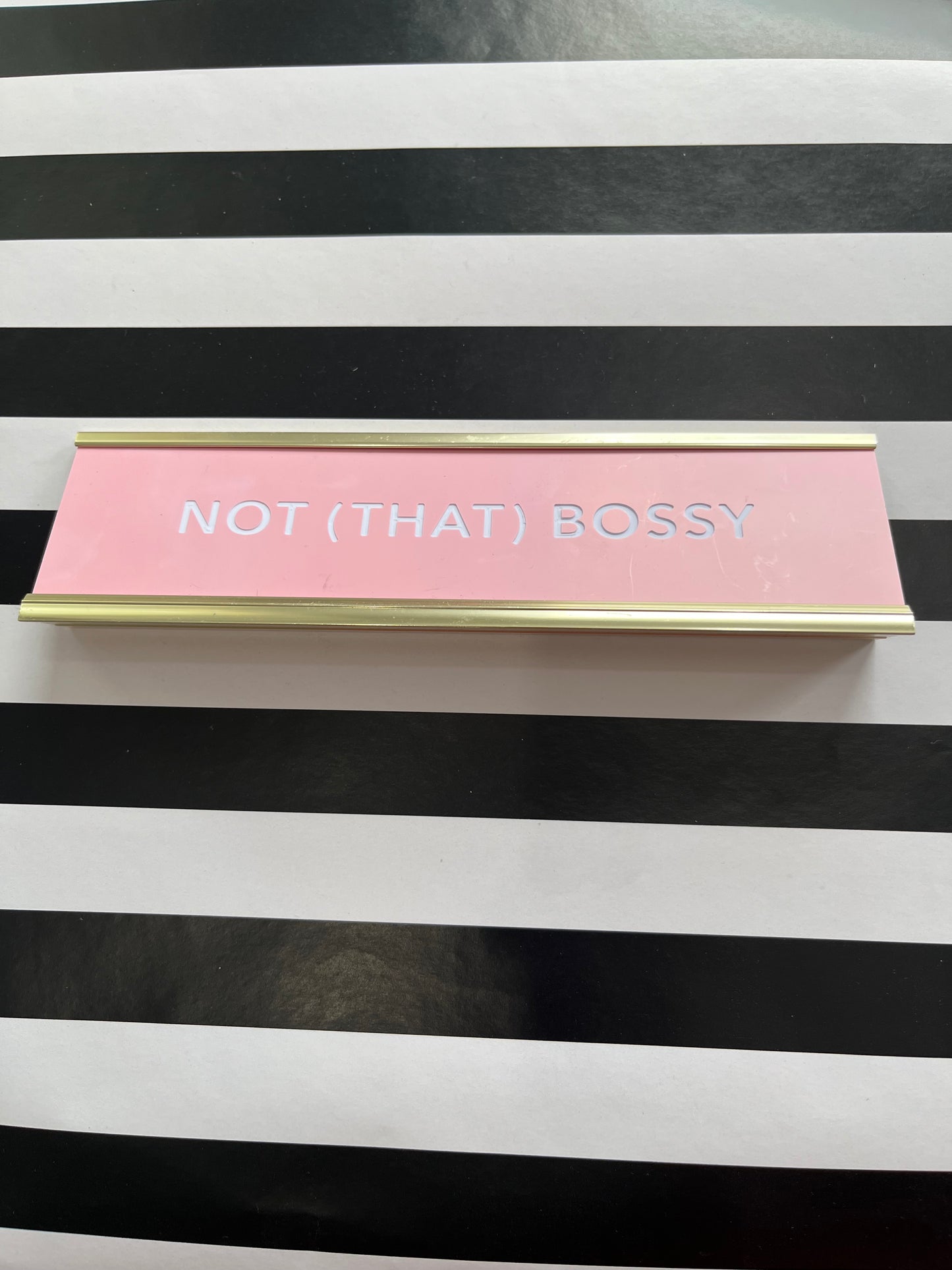 BOSS DESKPLATE